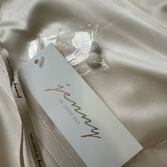 NWT Jenny Yoo Savannah Bridal Gown in Ivory. Size 14. - Picture 12 of 14